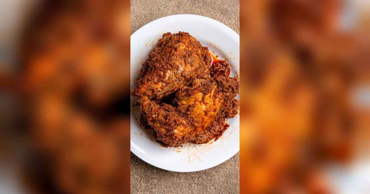 Ayam Goreng Saus Asam Jawa, Santapan Hangat untuk Kesayangan