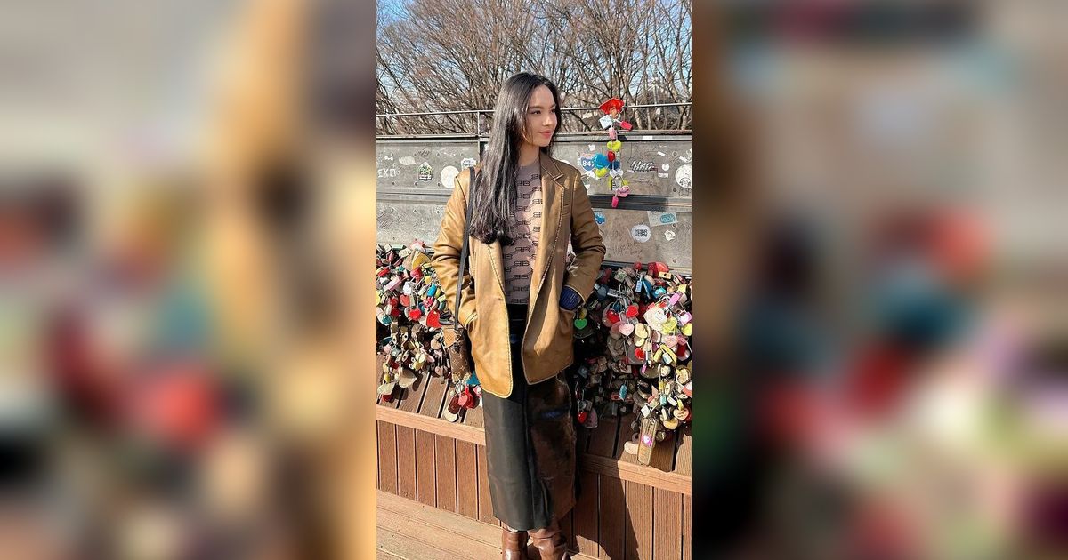 2 Look Outfit Liburan Lyodra di Korea, dari Hanbok Hingga Gaya Kpop