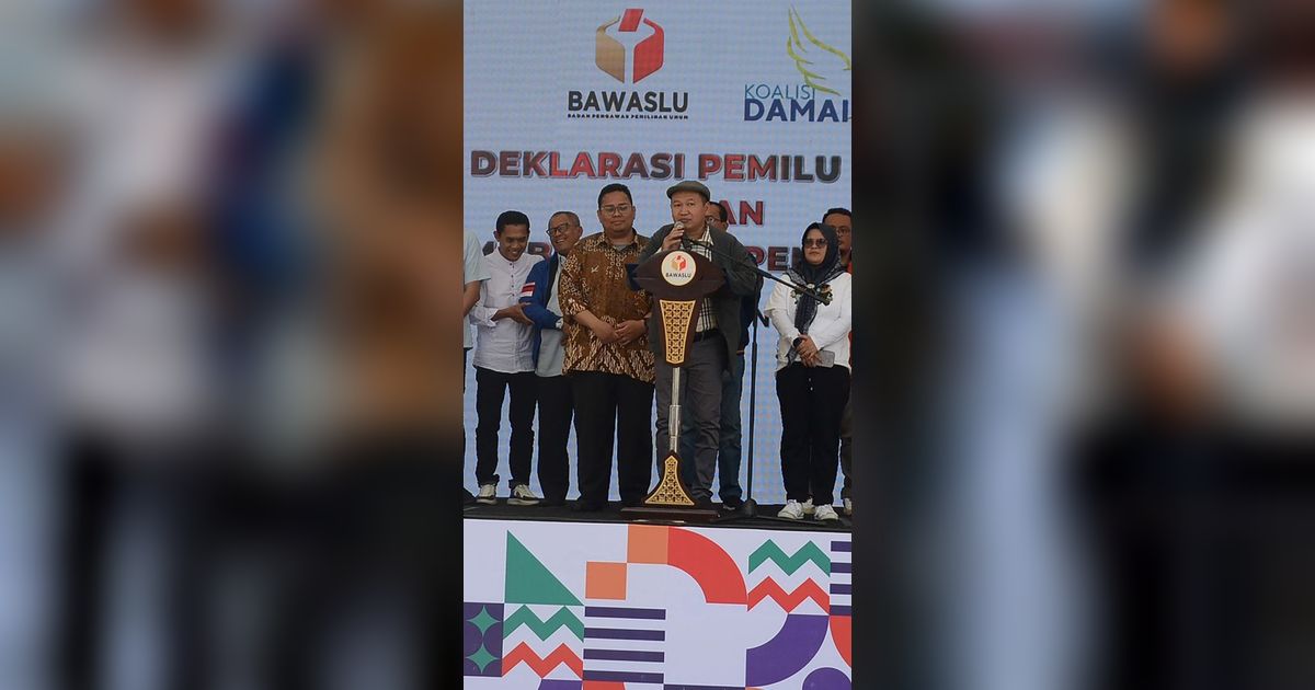 FOTO: Bawaslu dan Perwakilan Parpol Sepakat Komitmen Kampanye Damai Berintegritas di Media Sosial