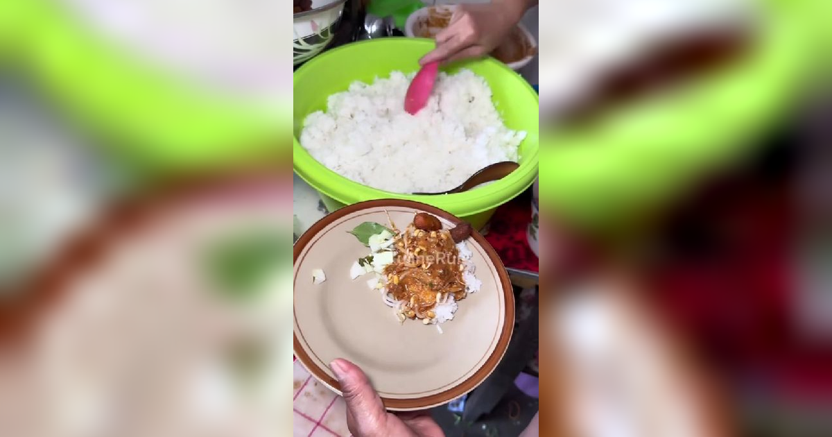 Nasi Pecel Legendaris di Tulungagung Ini Porsinya Kecil Banget, Makan Dua Porsi Belum Kenyang