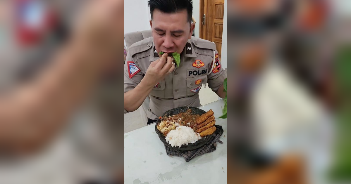 Begitu Nikmat, Sebelum Berangkat Dinas Aipda Malvinas Makan Langsung di Cobek Pakai Sambal Plus Lalap Daun Pohpohan