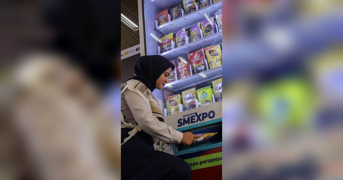 FOTO: Penampakan Vending Machine yang Menjual Produk UMKM Dalam Negeri Usai Diluncurkan Menteri BUMN Erick Thohir