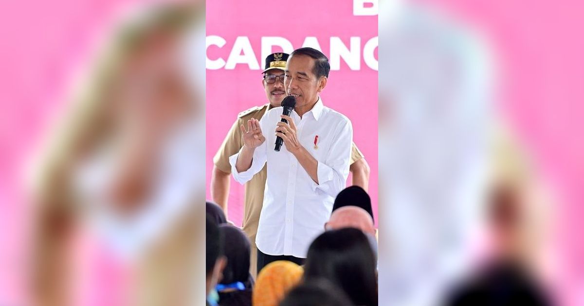 VIDEO: Jokowi Ajak Bocah SD Baca Pancasila: Ini Kurus Kayak Saya Waktu Kecil