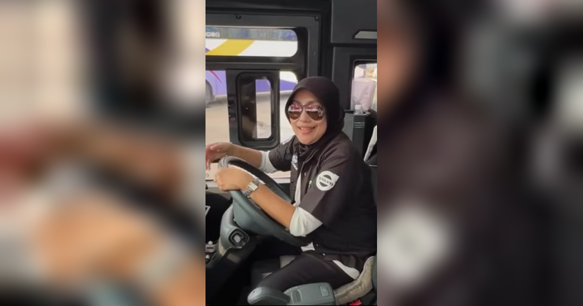 Disopiri Wanita Cantik Berhijab, Naik Bus PO Epa Star Lintas Sumatra Bikin Nyaman Penumpang Dengan Harga Tiket Rp375 Ribu