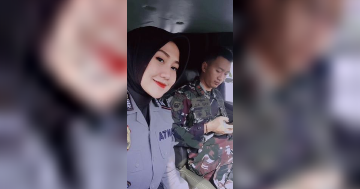 Suami Perwira Marinir Istri Bintara Polisi, Begini Momen Pasutri Berangkat Kerja Bareng 'TNI Polri Bersatu'