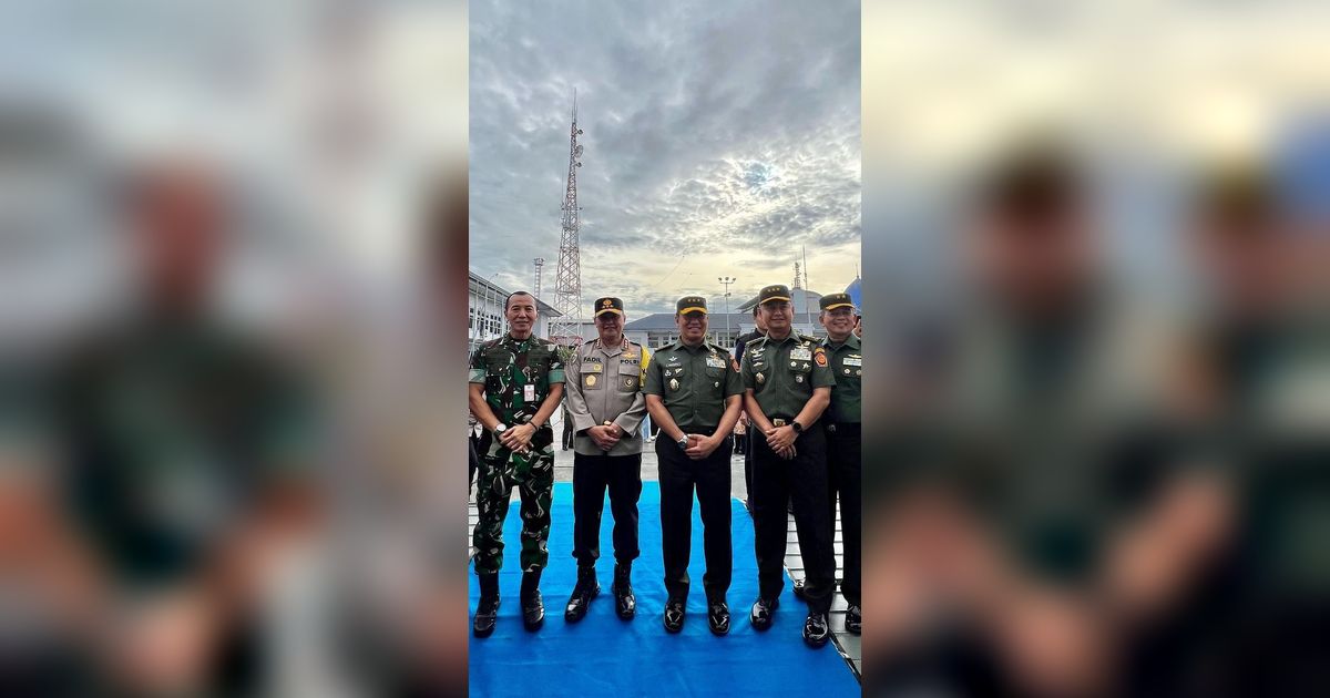 Mayjen Totok Bersama Jenderal TNI AD, AL & Komjen Polri, Ada Juga Bareng Sultan Tajir Melintir