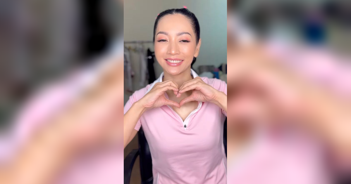 Cute Makeup Hesti Purwadinata Saat Tanding Badminton,  Tampilannya Jadi bak ABG