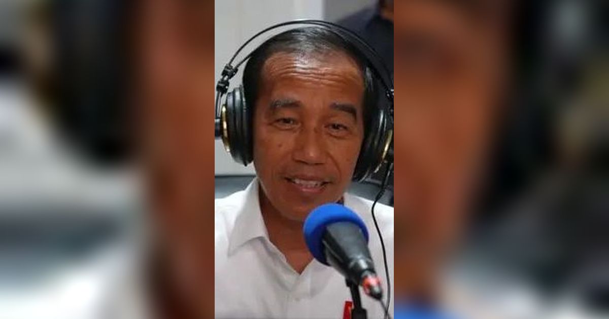 Viral Video Presiden Jokowi Diduga Acungkan Dua Jari, Mahfud MD: Biar Masyarakat yang Menilai