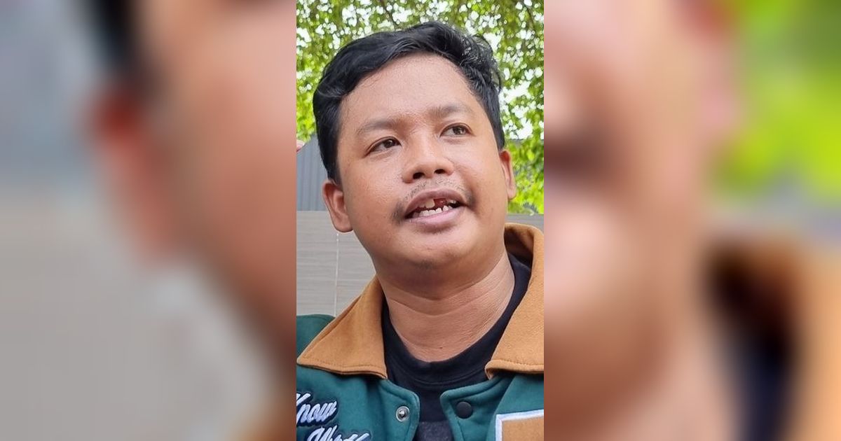 Banjir Job, 8 Foto Dustin Tiffani Sebut Penghasilannya Capai Tiga Digit Dalam Satu Bulan