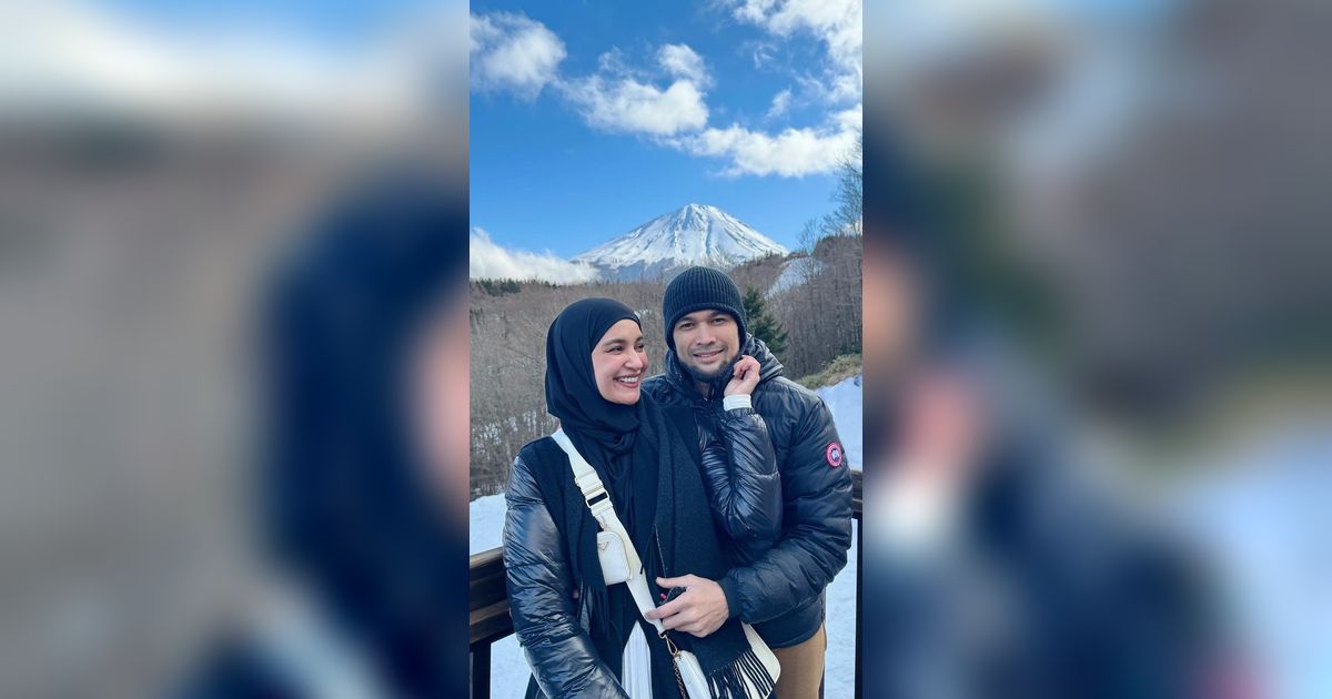 Foto-foto Mesra Shireen Sungkar dan Teuku Wisnu di Jepang, Romantis Banget Bikin Baper Netizen
