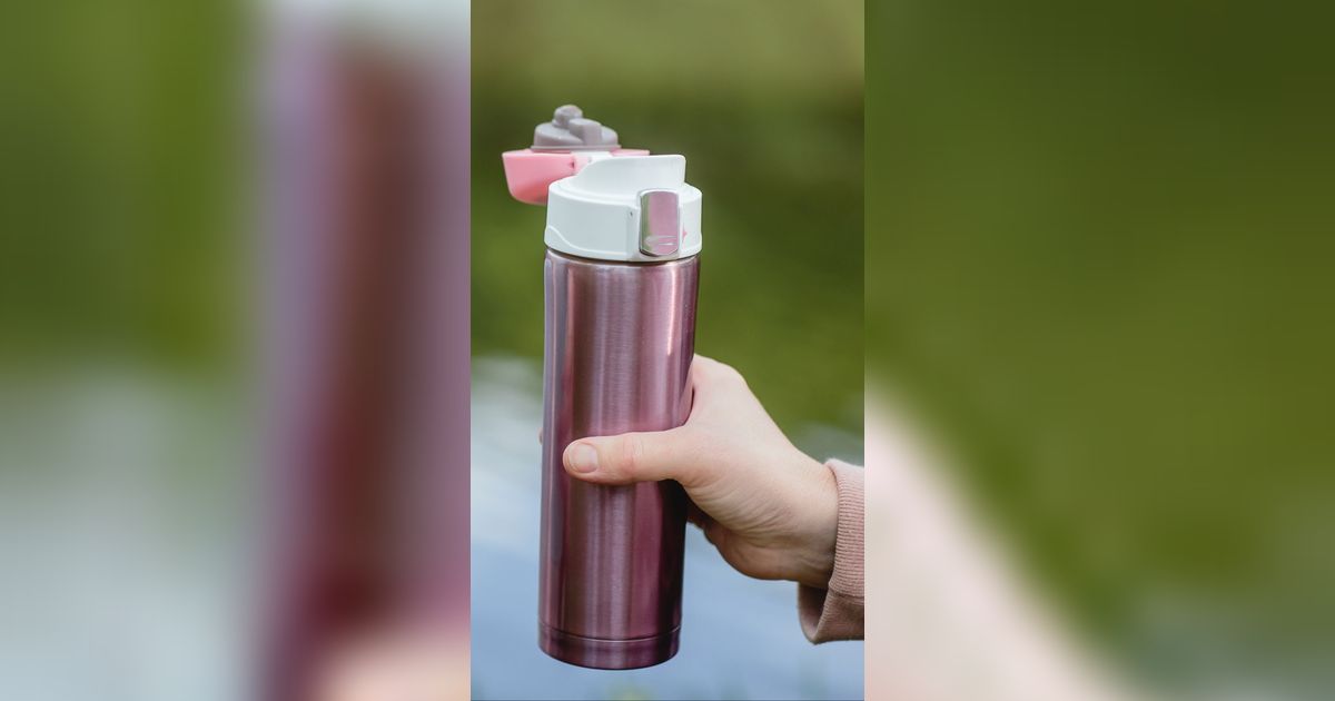 Terlihat Bersih, Tumbler Sebenarnya Harus Dicuci Tiap Hari