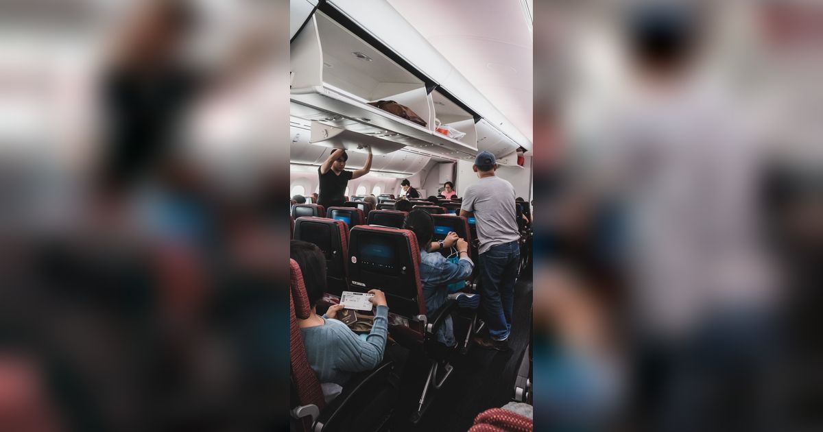 Pura-Pura Sakit demi Liburan Impian, Wanita Ini Malah Ketemu Bos di Pesawat