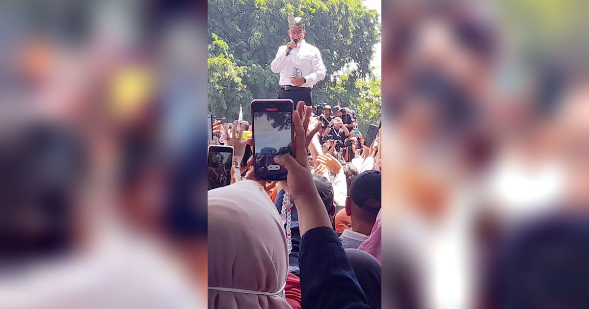 Kampanye Akbar di Sumbar, Anies Sebut Indonesia Sedang Tidak Baik-Baik