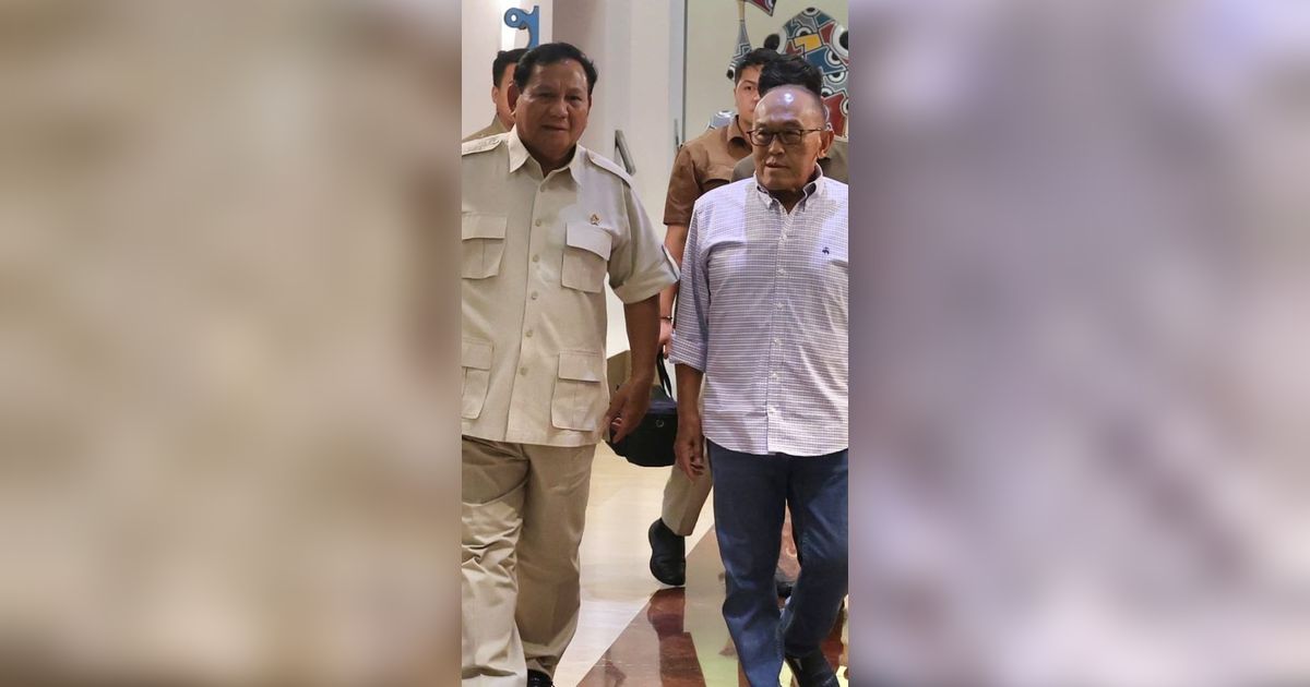 Momen Akrab Prabowo dan Aburizal Bakrie