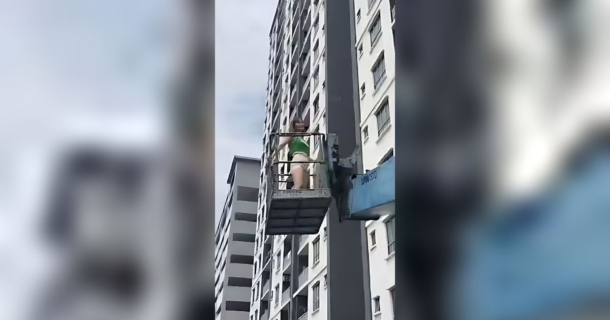 Tak Rela Pintu Elektronik Mahal yang Tak Berfungsi Didobrak, Wanita Ini Menyewa Crane untuk Masuk Rumah Lewat Balkon Apartemen
