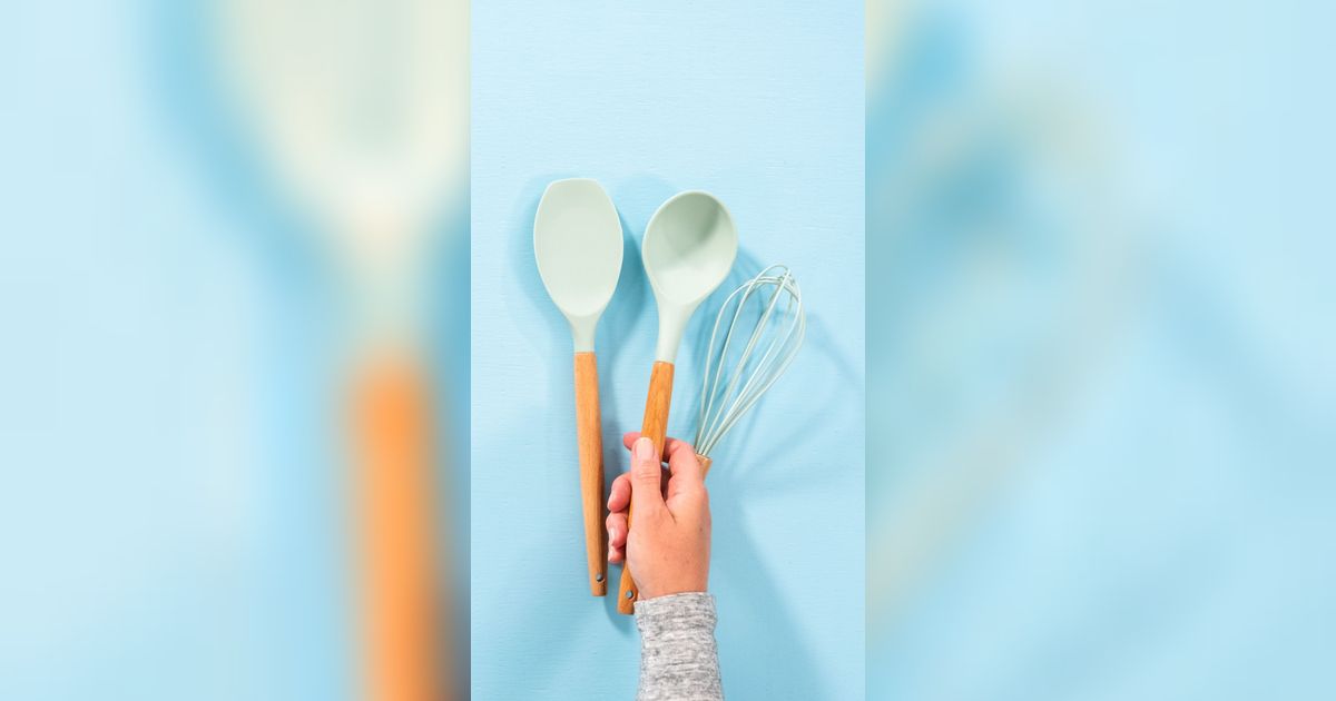 7 Tips Menjaga Kebersihan Alat Dapur Berbahan Silikon