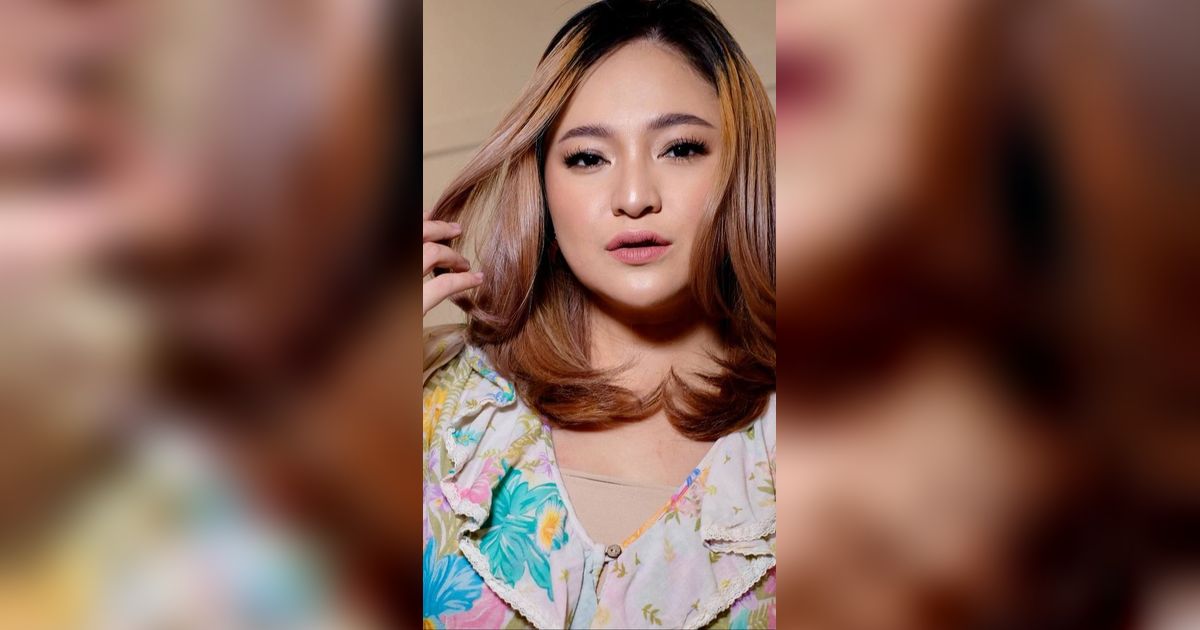 Potret Marshanda yang Tetap Cantik Menawan dengan Tubuh Semakin Berisi