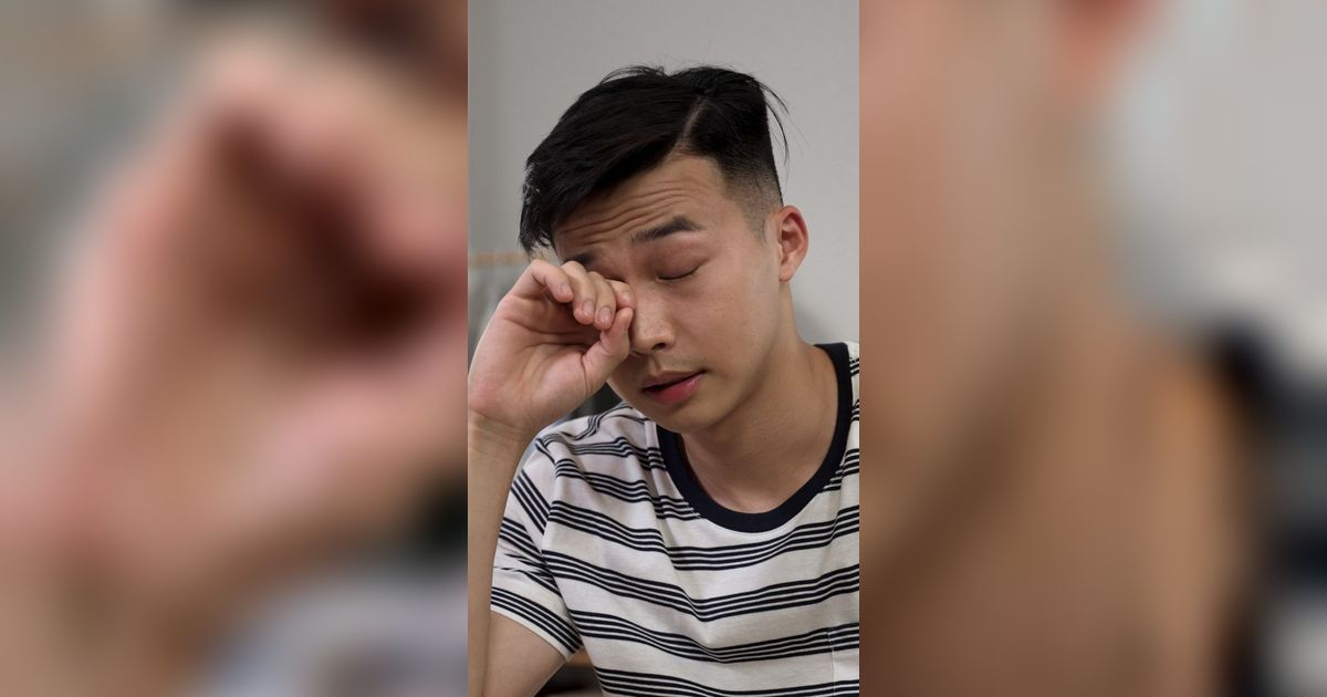Bahaya Terlalu Sering Mengucek Mata, Bisa Picu Masalah Kornea