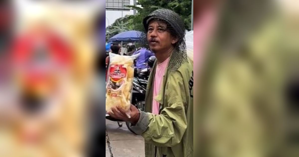 Kasihan! 9 Artis Ini Beralih Jadi Pedagang Kecil di Pinggir Jalan, Cilok hingga Es Cincau