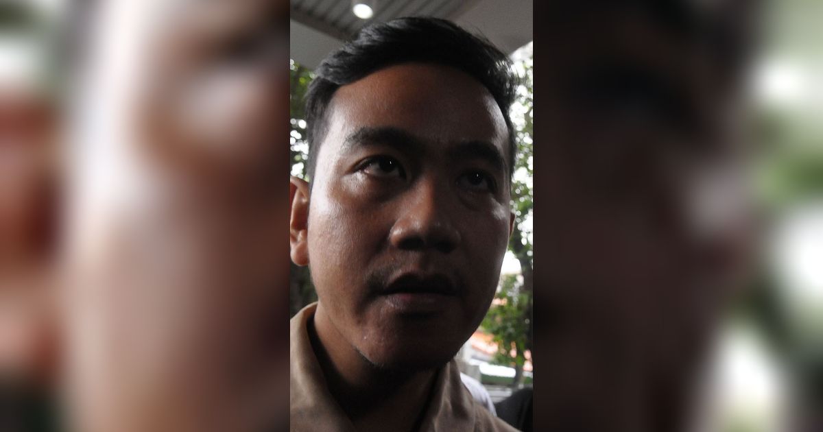 Reaksi Gibran Ditanya Asal Susu yang Dibagikan Saat CFD