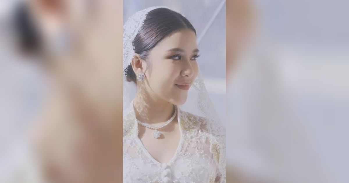 Potret 'Pernikahan' Tiara Andini dan Arsy Widianto yang Buat Heboh, Serasi Pakai Busana Berwarna Putih