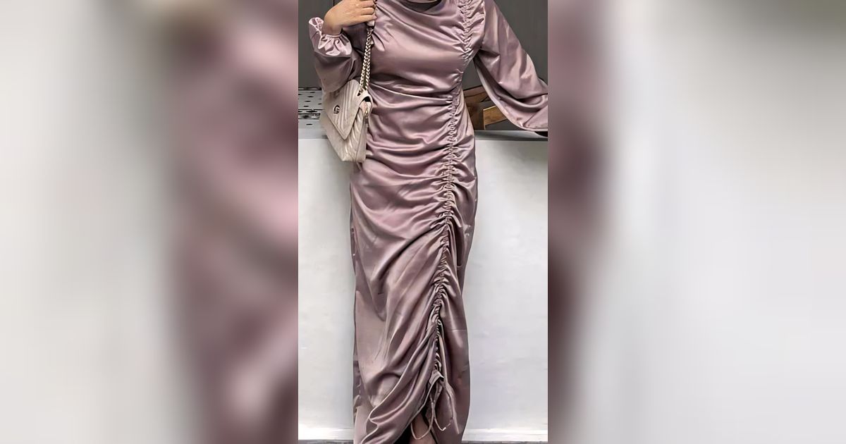 Pakai Busana Menutup Aurat Tapi Seperti Tidak Tertutup, Malah Jadi Pusat Perhatian: Muslimah Hindari Mengenakan Pakaian Syuhrah
