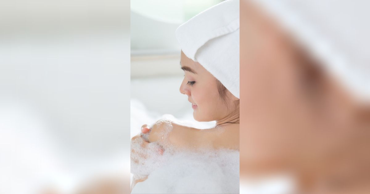 Mandi Malam Bisa Bikin Masuk Angin, Benarkah?