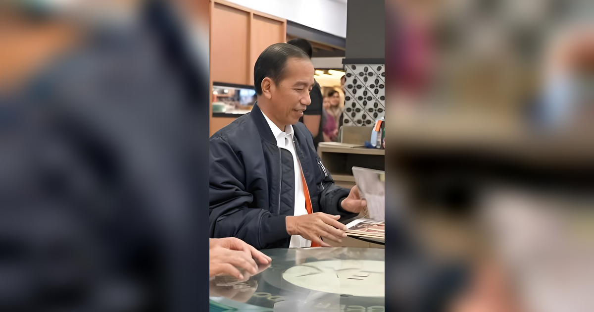 Momen Jokowi Ngopi Bareng Pak Bas dan Menkes Budi di Mal Malioboro
