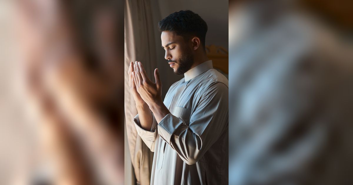 Memahami Arti Doa Qunut dan Hukumnya Menurut Pandangan Imam Syafi'i
