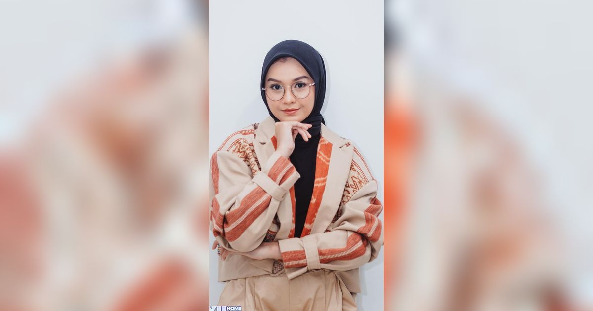 Potret Salma Salsabil Pelantun Lagu `Bunga Hati` yang Viral Disebut Anak Cak Imin
