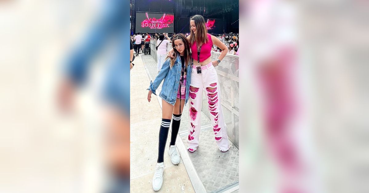 Mikhayla Bakrie Ngfans Fuji, Nia Ramadhani Ngeluh Susah Diminta Niruin Gaya Uti