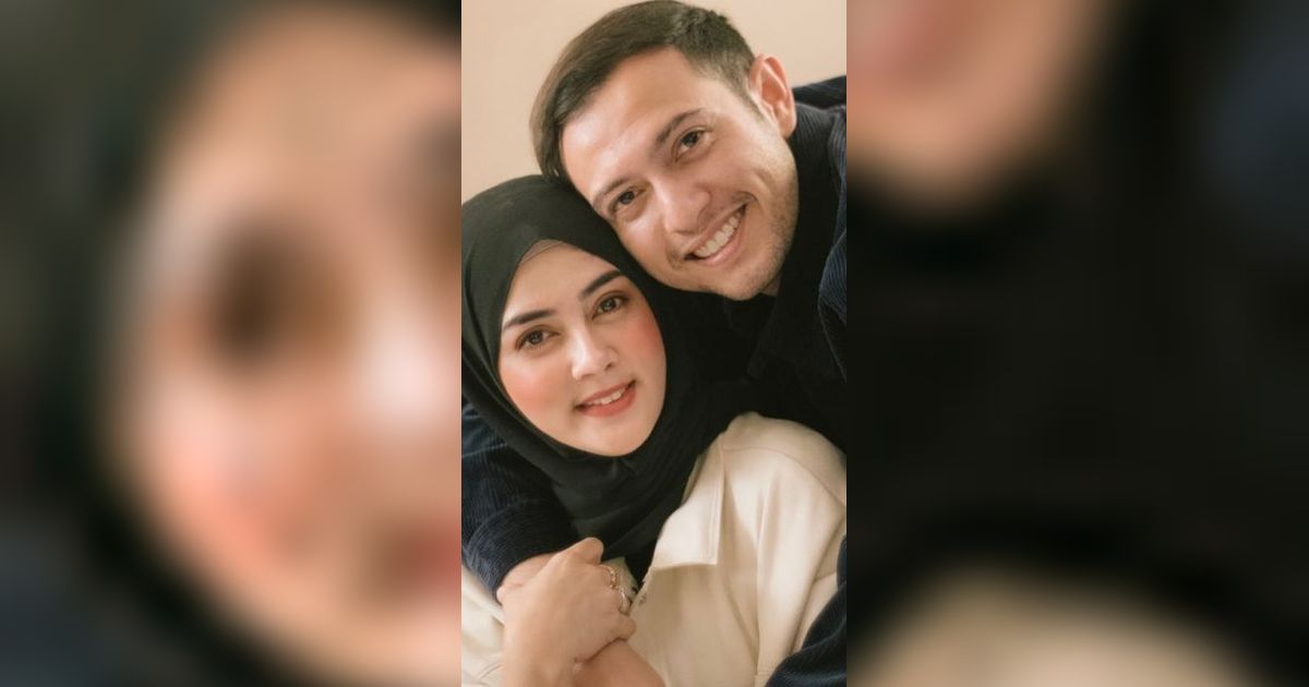 Larang Istri Bekerja Kantoran, Rifky Balweel Justru Bolehkan Syuting