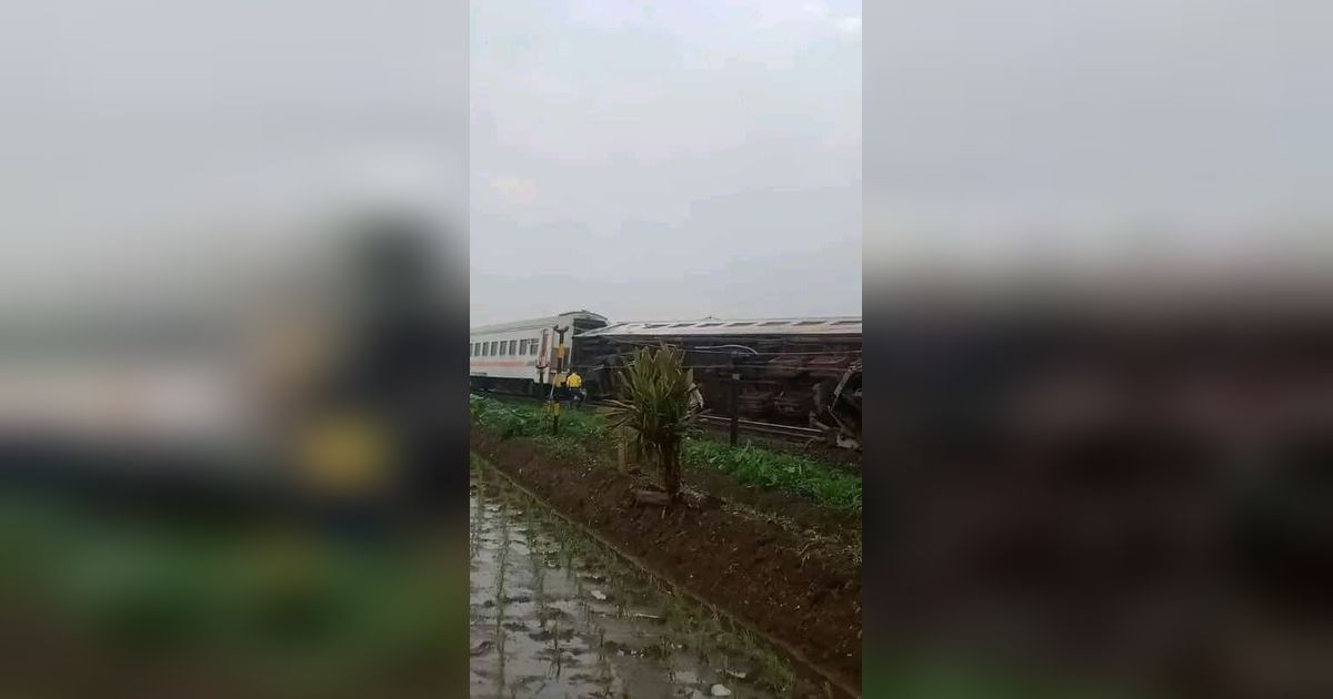 Tabrakan Kereta di Bandung, 3 Orang Tewas