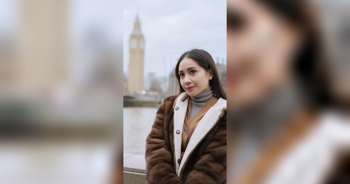 8 Gaya Nagita Slavina saat Liburan di Inggris, Netizen 'Anak Gadis Mau Kuliah Lagi'