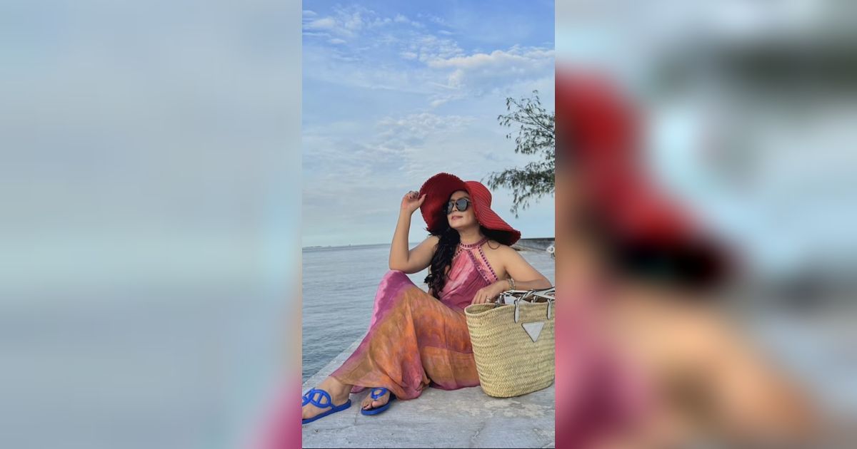 Foto-Foto Mayangsari Liburan di Pulau Pribadi Milik Keluarga, Punya Perahu Mewah!