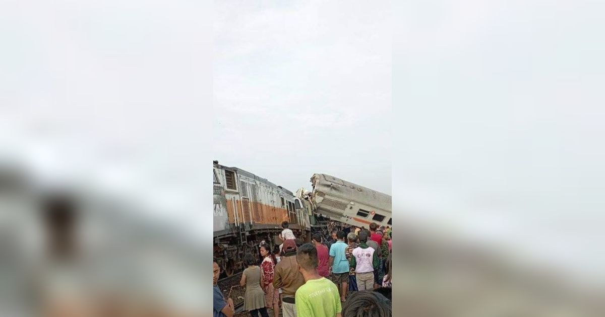 Detik-Detik Mencekam Tabrakan Kereta Api Turangga dan KA Lokal Bandung Raya