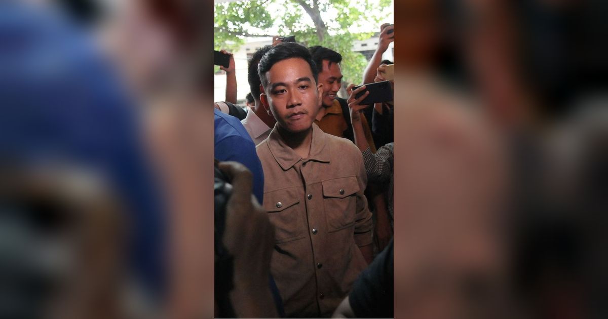 Gibran Keceplosan Bocorkan Bahan Debat Pilpres saat Rapat Konsultasi, Soal Apa?