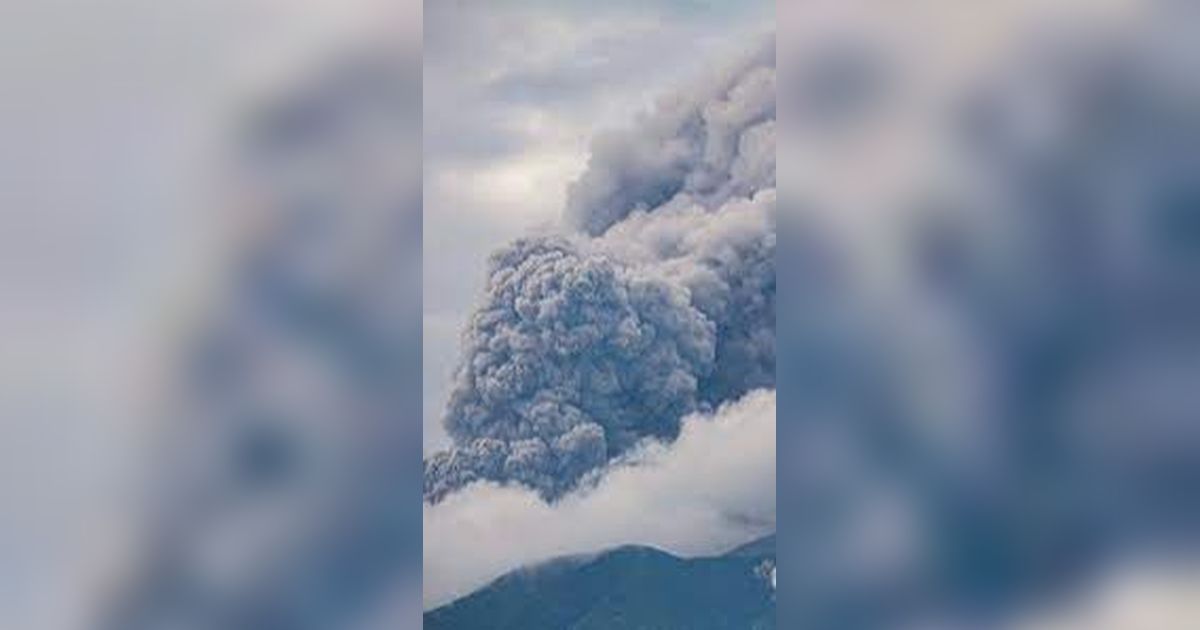 Gunung Marapi Erupsi, Bandara Internasional Minangkabau Padang Ditutup Sementara