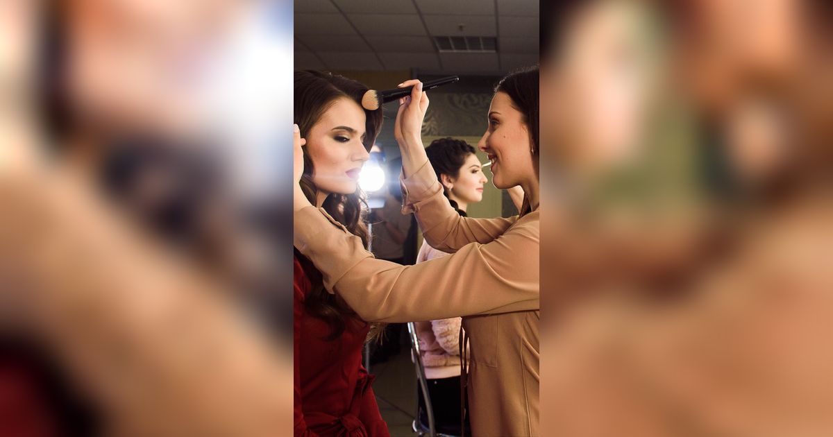 5 Hal 'Haram' Dilakukan Seorang Makeup Artist, Penasaran?