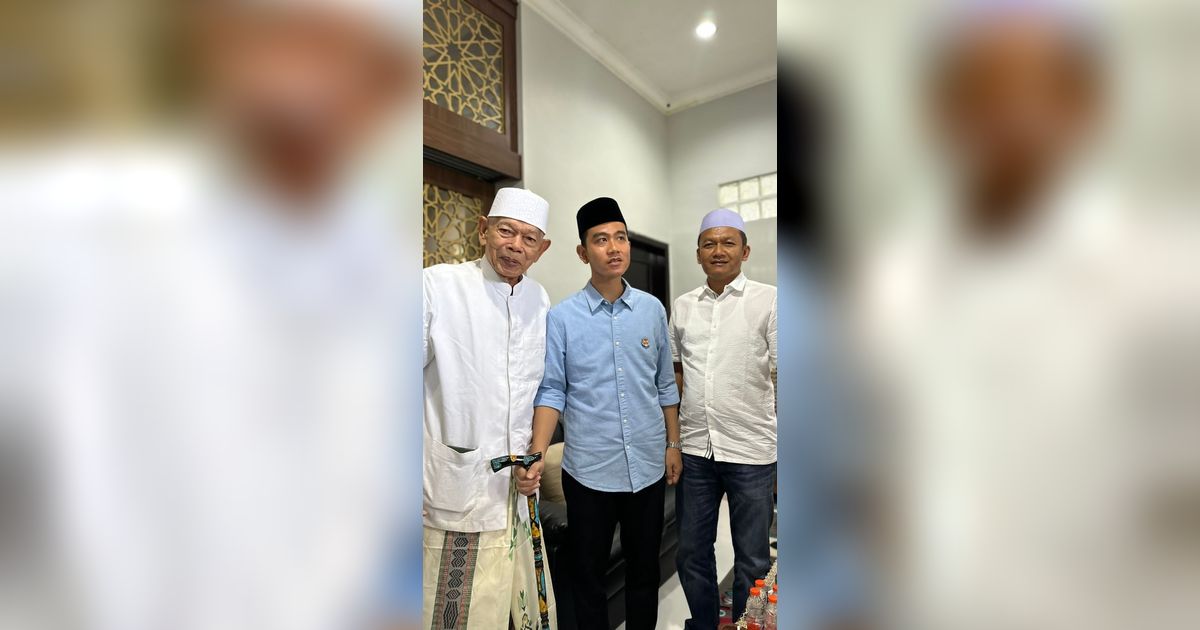 Gibran Sowan ke Ulama Sepuh Cirebon Ayib Thohir, Minta Doa Supaya Jalan Dipermudah