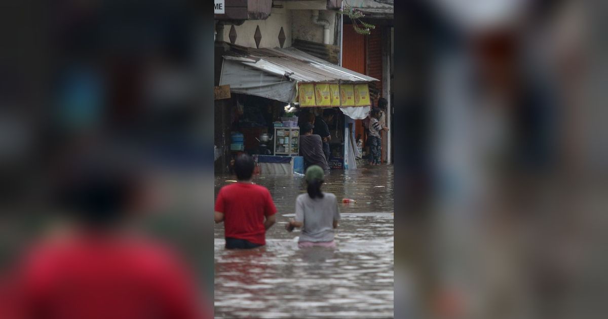 Hingga Jelang Siang, 4 RT di Jakarta Masih Terendam Banjir