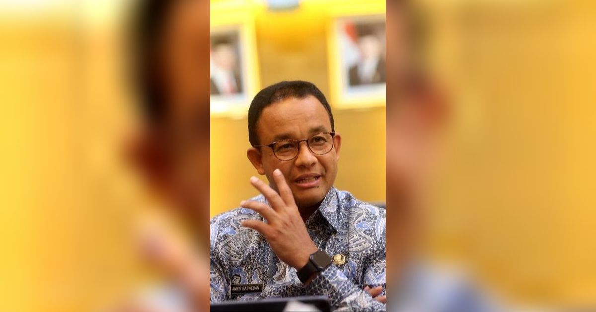 Anies Baswedan Hadir Debat Capres Ketiga Didampingi Istri dan Anaknya, Bawa Poster Hwaiting Abah!