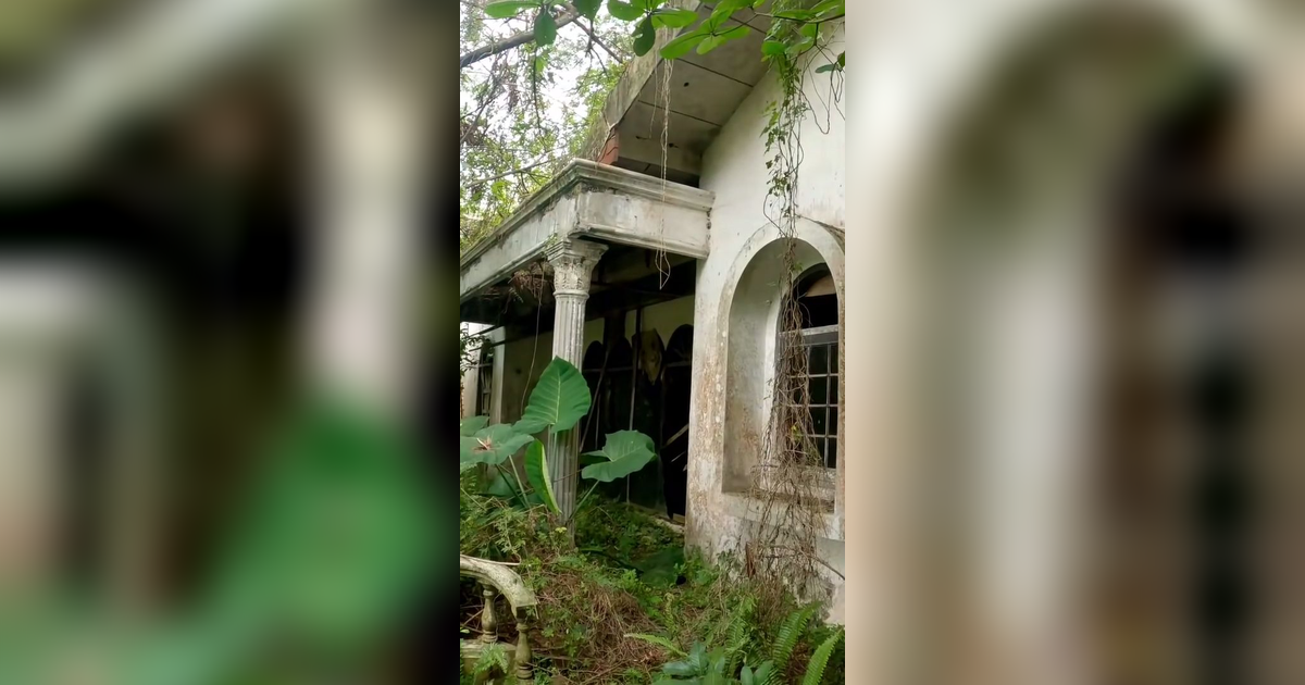 Potret Rumah Mewah Milik Artis Senior, 30 Tahun Terbengkalai Ada Kuburan Korban Banjir Bandang di Halamannya