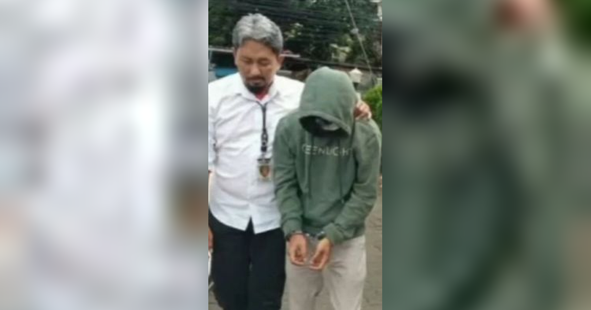 Ditangkap Polisi, ini Tampang Pelaku Pembacok & Penyiram Air Keras Pedagang Pasar Kramat Jati Hingga Tewas