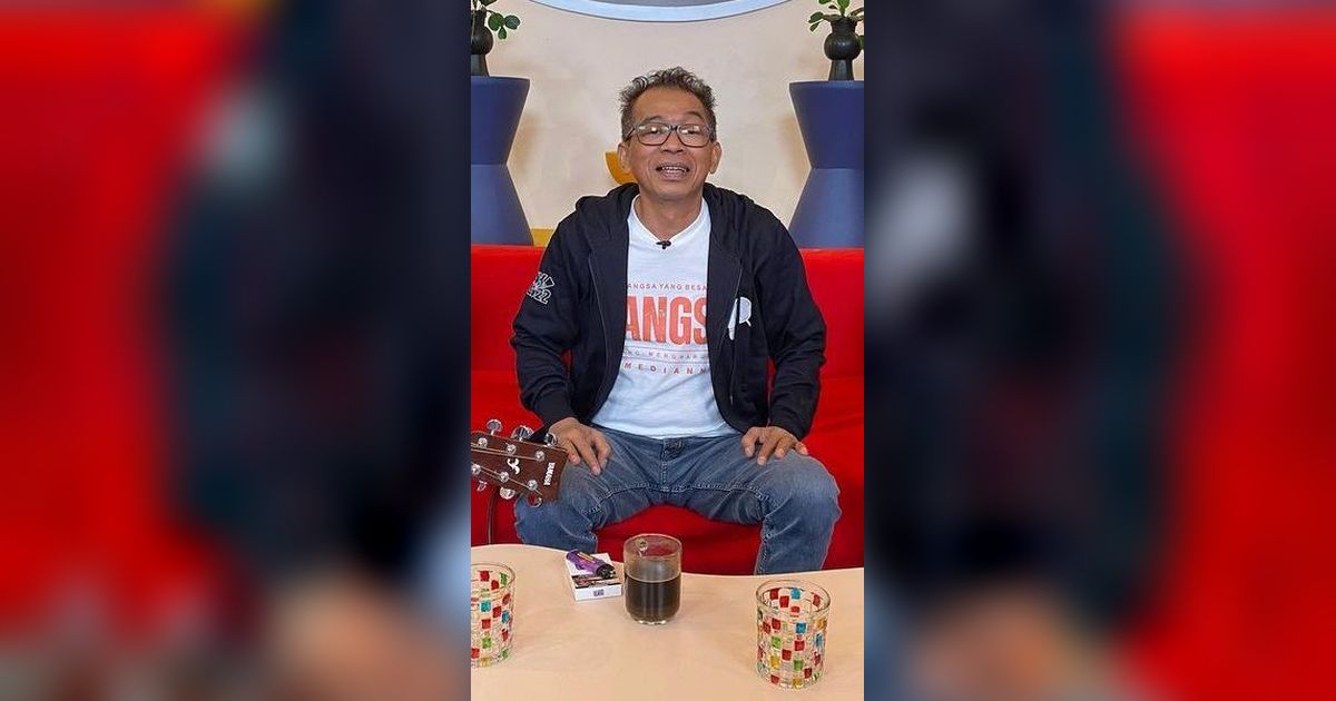 10 Potret Rumah Komedian Jarwo Kwat, Pintu Rumahnya Unik