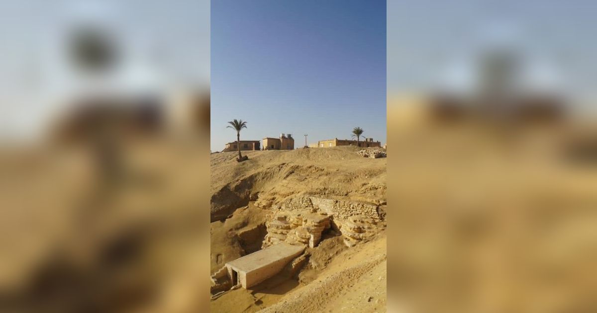 Makam 4.500 Tahun Ditemukan di Mesir, Isinya Bukan Mumi Tapi Bikin Arkeolog Girang