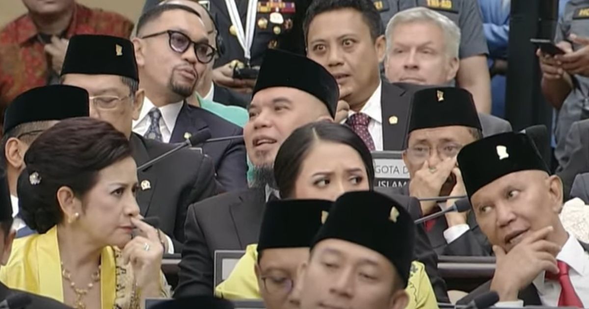 VIDEO: Momen Once & Pentolan Dewa 19 Ahmad Dhani Satu Ruangan Dilantik Jadi Anggota DPR