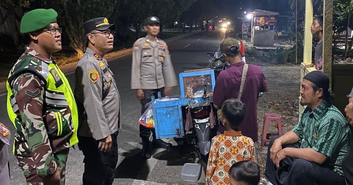 TNI dan Polri Gelar Patroli Gabungan, Dengarkan Masalah Warga di Musim Pemilu