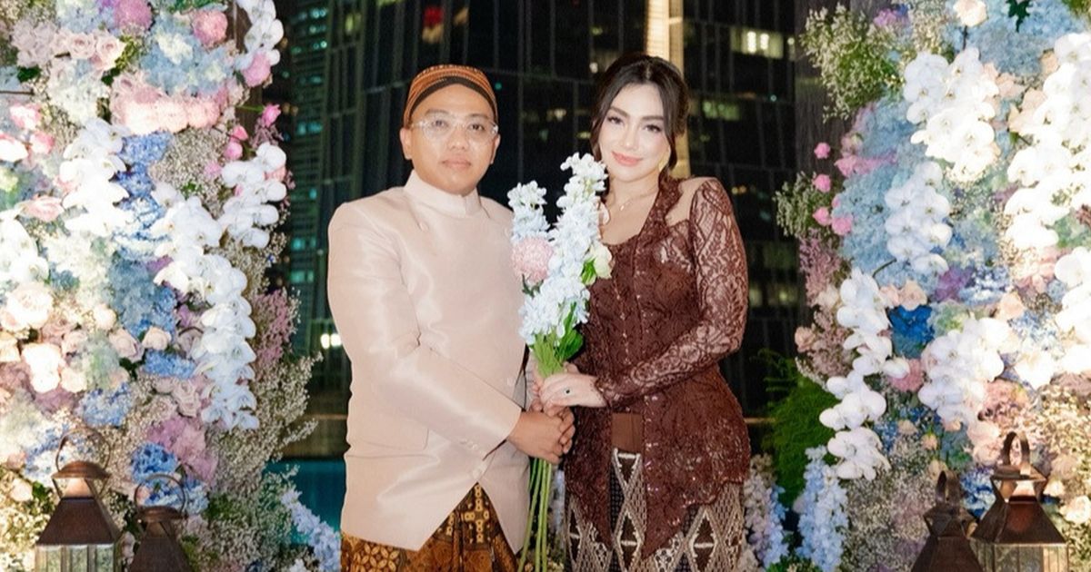 Momen Celine Evangelista 'Dilamar' Aan Story Jadi Sorotan, Tampil Cantik dan Anggun Berkebaya