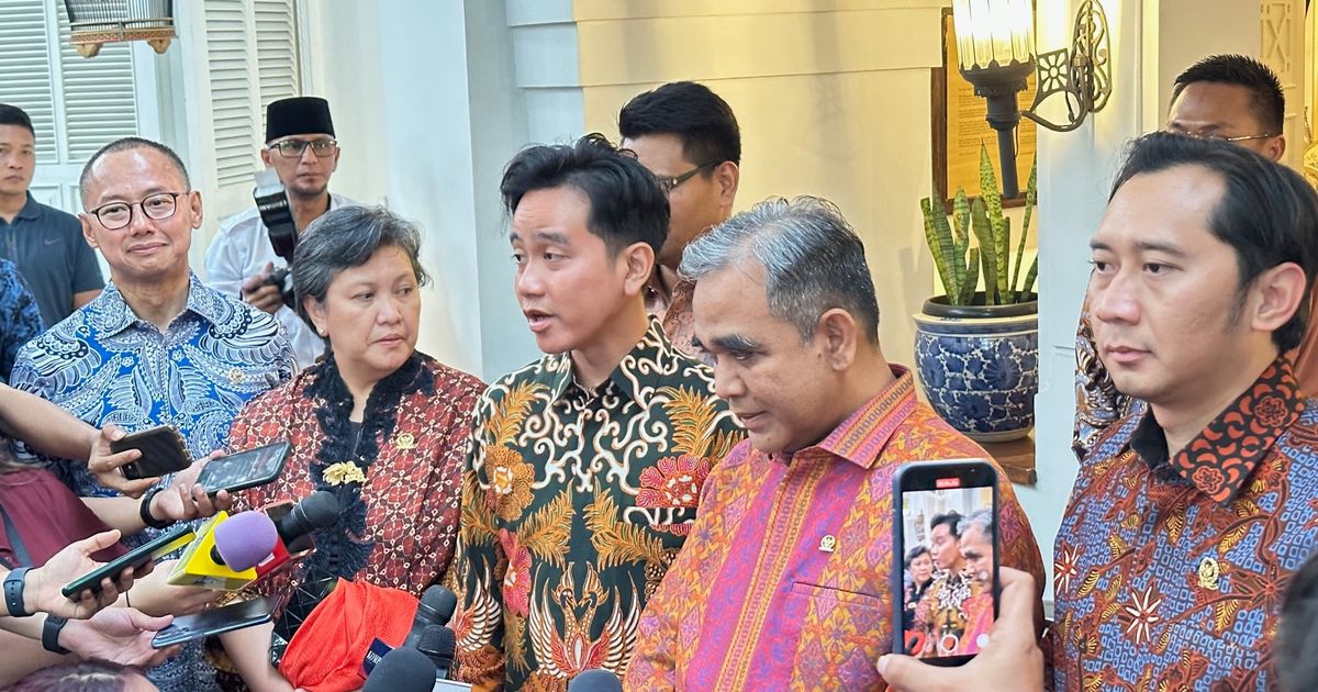 Tak Ada di Kertanegara saat Prabowo Panggil Calon Menteri, Ternyata Gibran Lagi Ada Di Sini